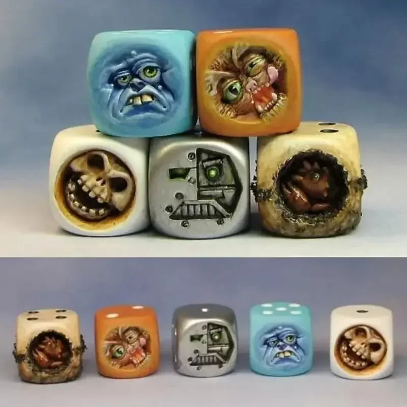 Board Game Monster - Набор кубиков из смолы с изображением